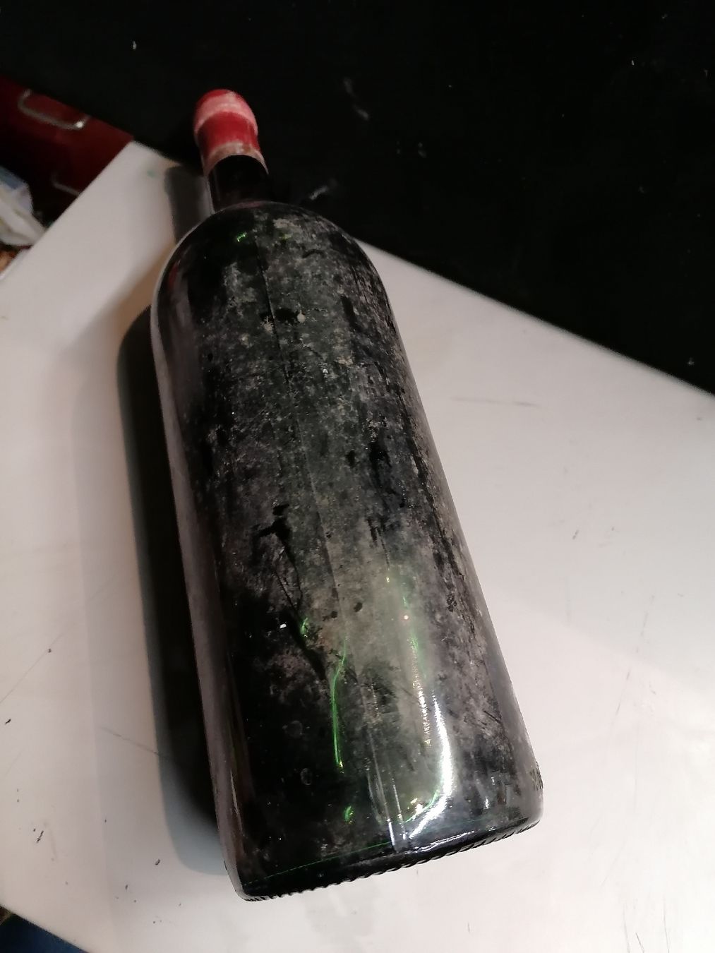Vino: Ancienne bouteille de vin rouge  🍷 – Nuovo (secondo la descrizione) da Genève venduto da Leboucheoreilles 5