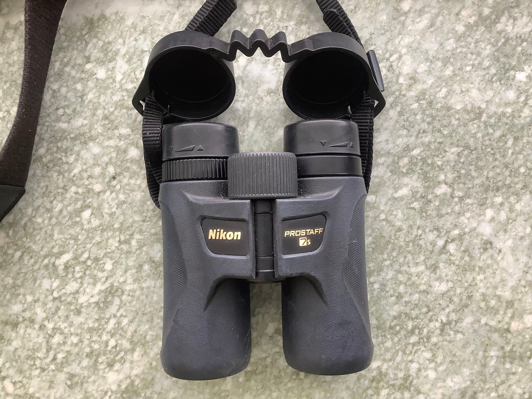 Nikon Binocoli: Nikon - Fernglas  /  Feldstecher – Usato da Zürich venduto da Goworki
