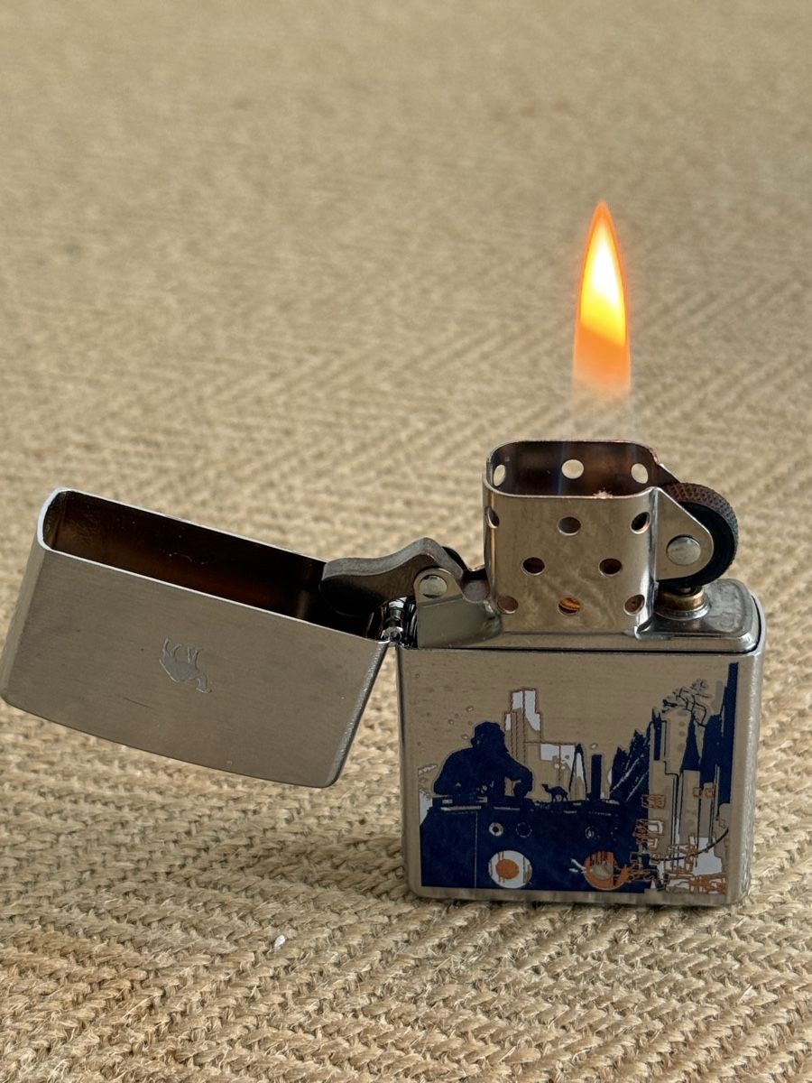 Zippo Accendini: ZIPPO Feuerzeug CAMEL Pulse in OVP  – Usato da Konolfingen venduto da petzipetz 4