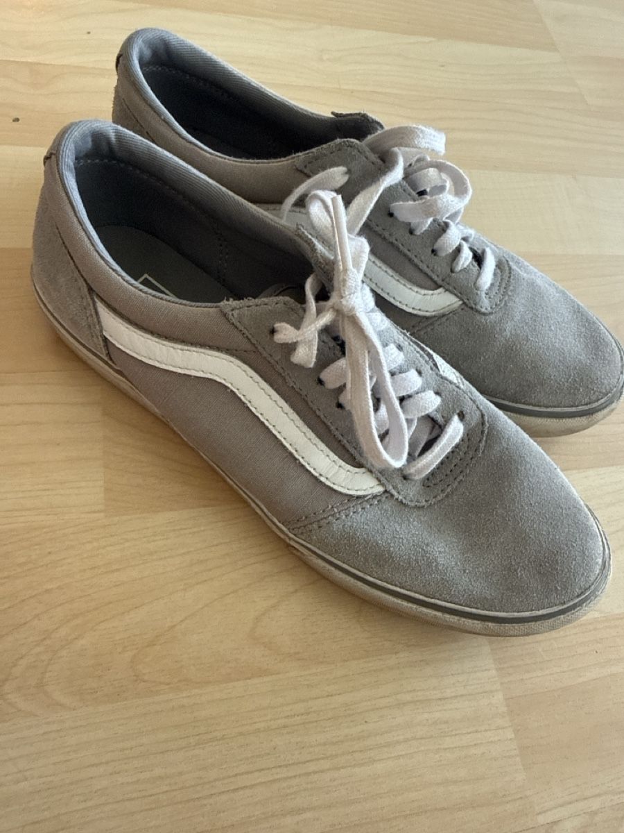 Vans Herrenschuhe: Vans Schuhe  – Gebraucht aus Zermatt von Lisboa30