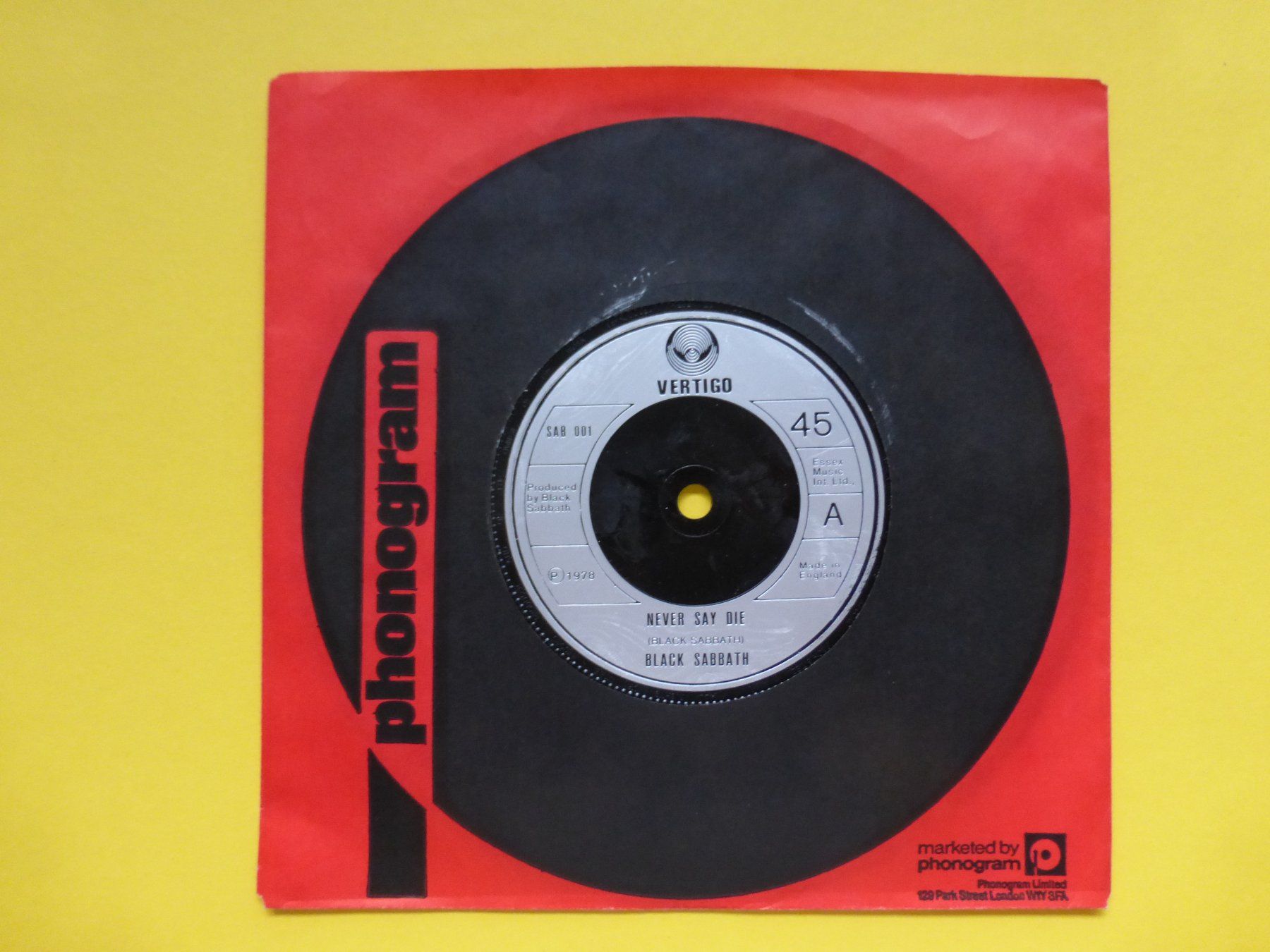 Dischi in vinile: Black Sabbath – Never Say Die – Usato da Zürich venduto da Swiss57
