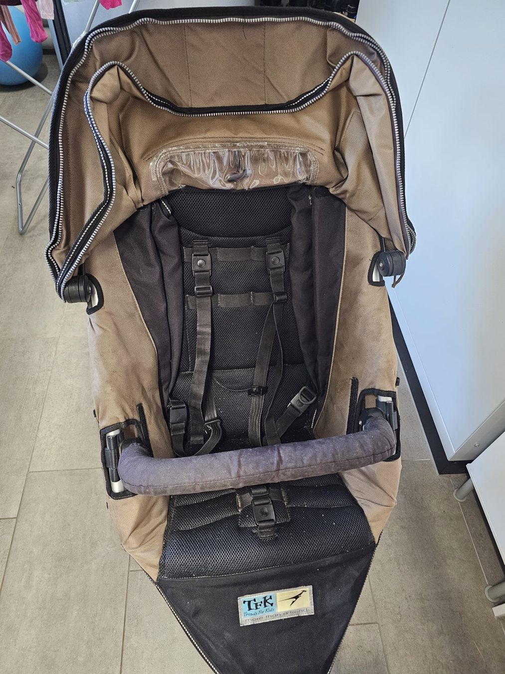 TFK Kinderwagen: Top Jogger Twist Kinderwagen, inkl. Multi Board – Gebraucht aus Emmen von grunhaesu 1
