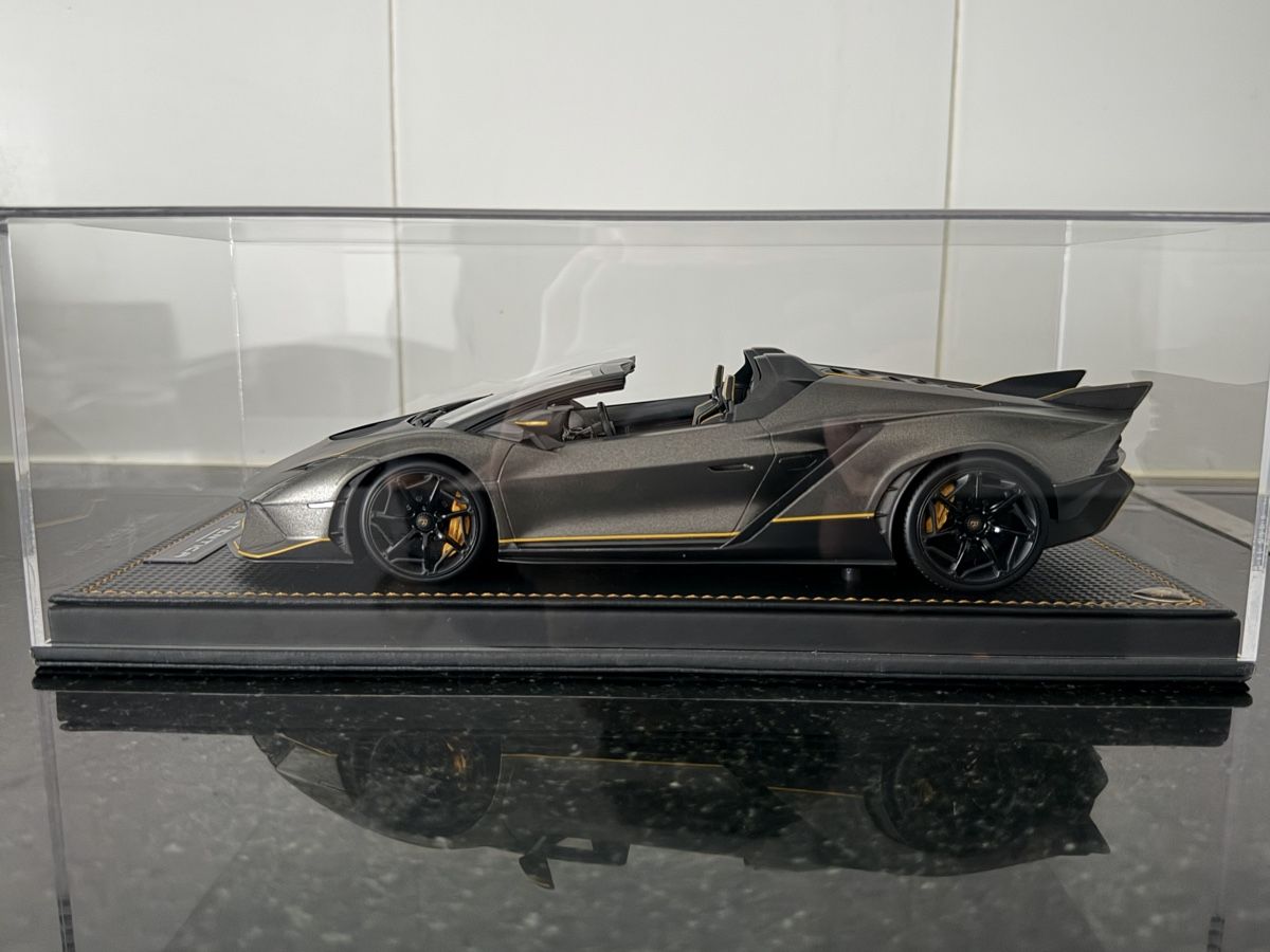 Lamborghini Modellini d'auto: 1:18 Lamborghini Authentica - MR – Nuovo (secondo la descrizione) da Langenthal venduto da SBKK98 2