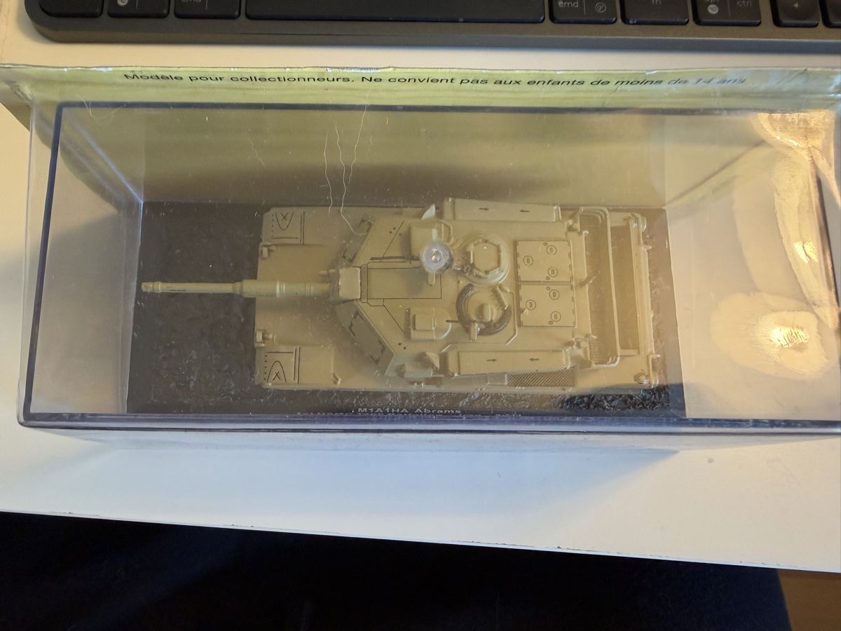 Modellbausätze & Standmodelle: M1A1HA Abrams Panzer Irak 2003, 1st USMC Tank Bataillon – Neu und originalverpackt aus Niederhasli von Dully16 2