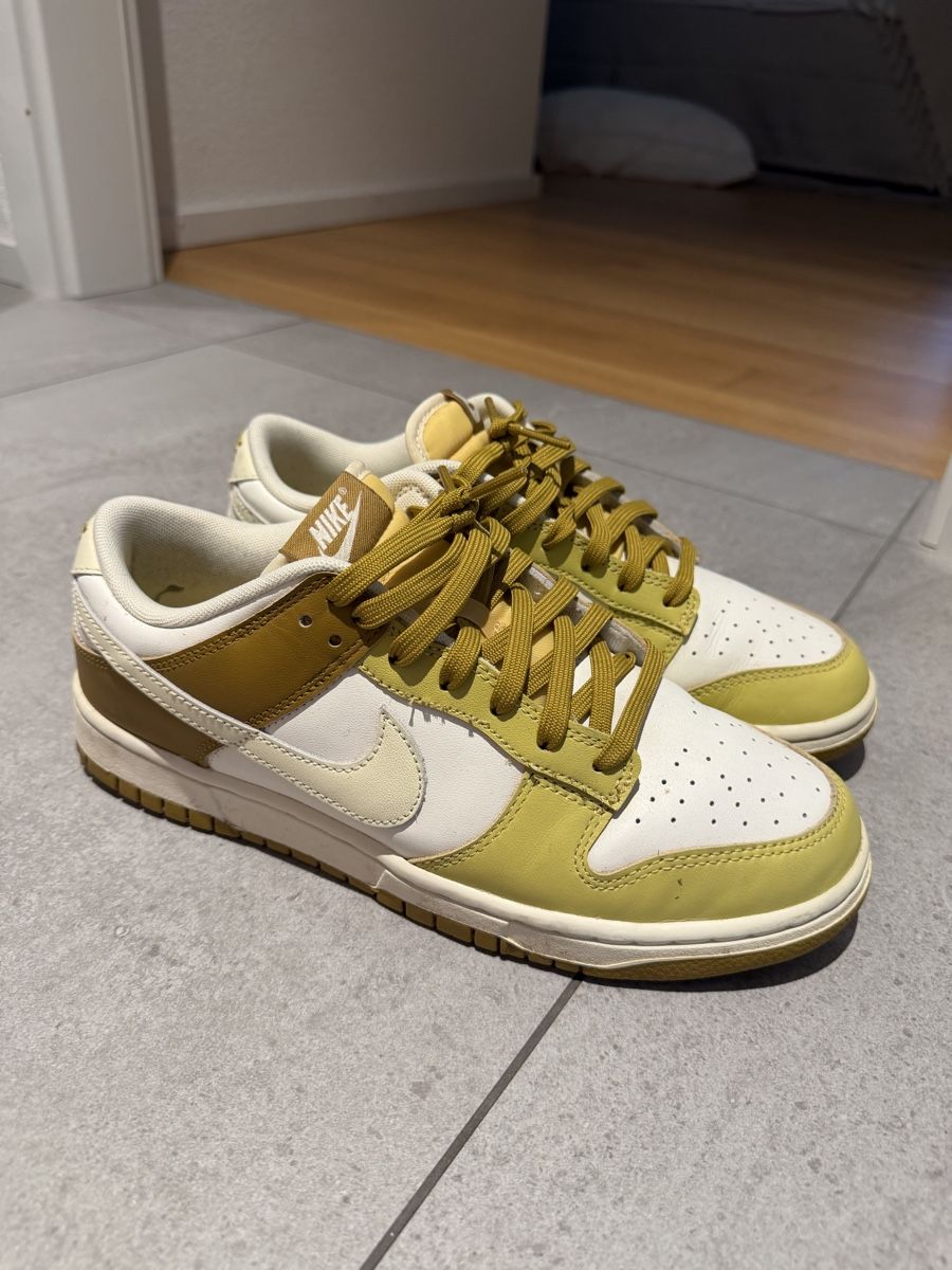 Nike Scarpe da uomo: Nike Dunk Low taille 42.5 – Usato da Bulle venduto da DressingAns 2
