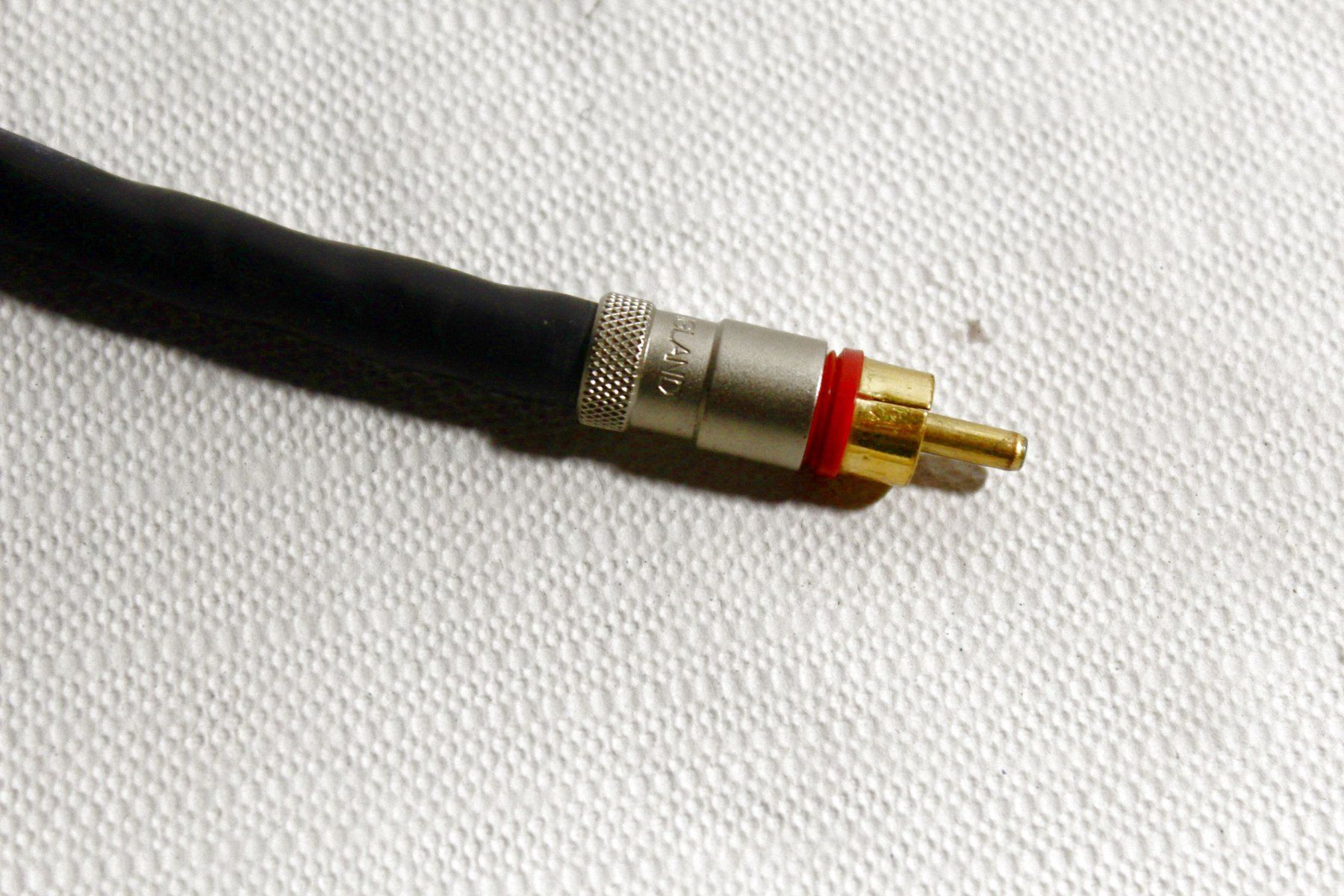 Câbles: Vintage SME - Monokabel oder zwei originale RCA - Stecker – D'occasion à Bern par Vitaneuf 1