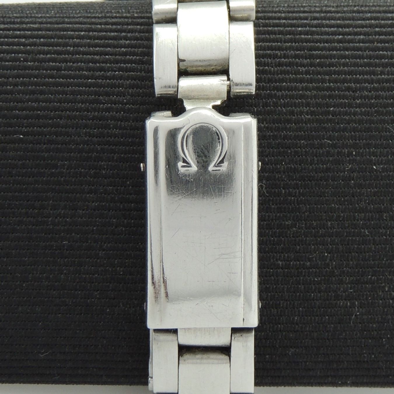 Omega Orologi: Montre Omega Geneve Dynamic Automatic vintage – Usato da Lausanne venduto da DuGoutetdesCouleurs 3