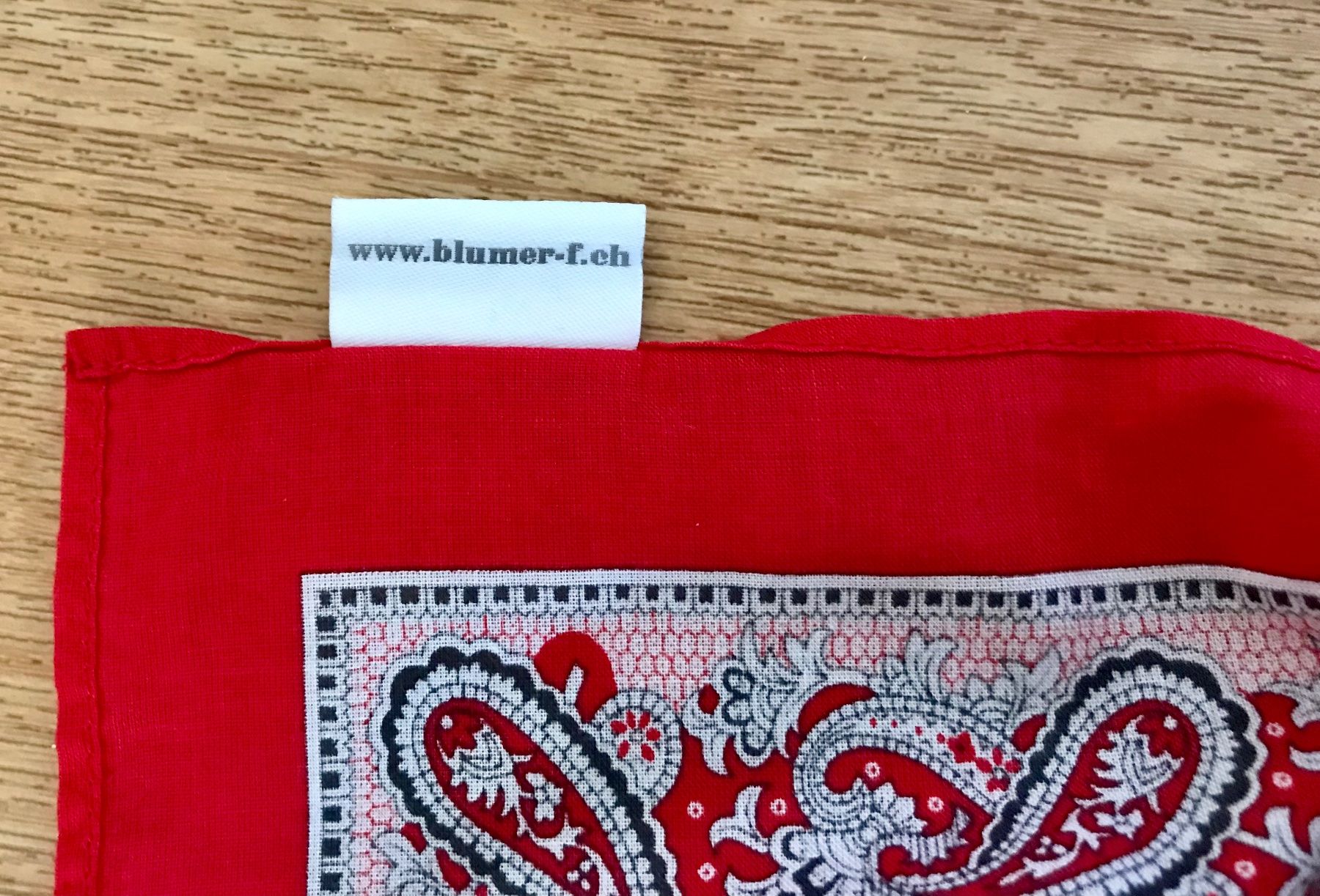Autres vêtements & accessoires: 12 Original Glarner Tüechli – D'occasion à Basel par nostanz 4