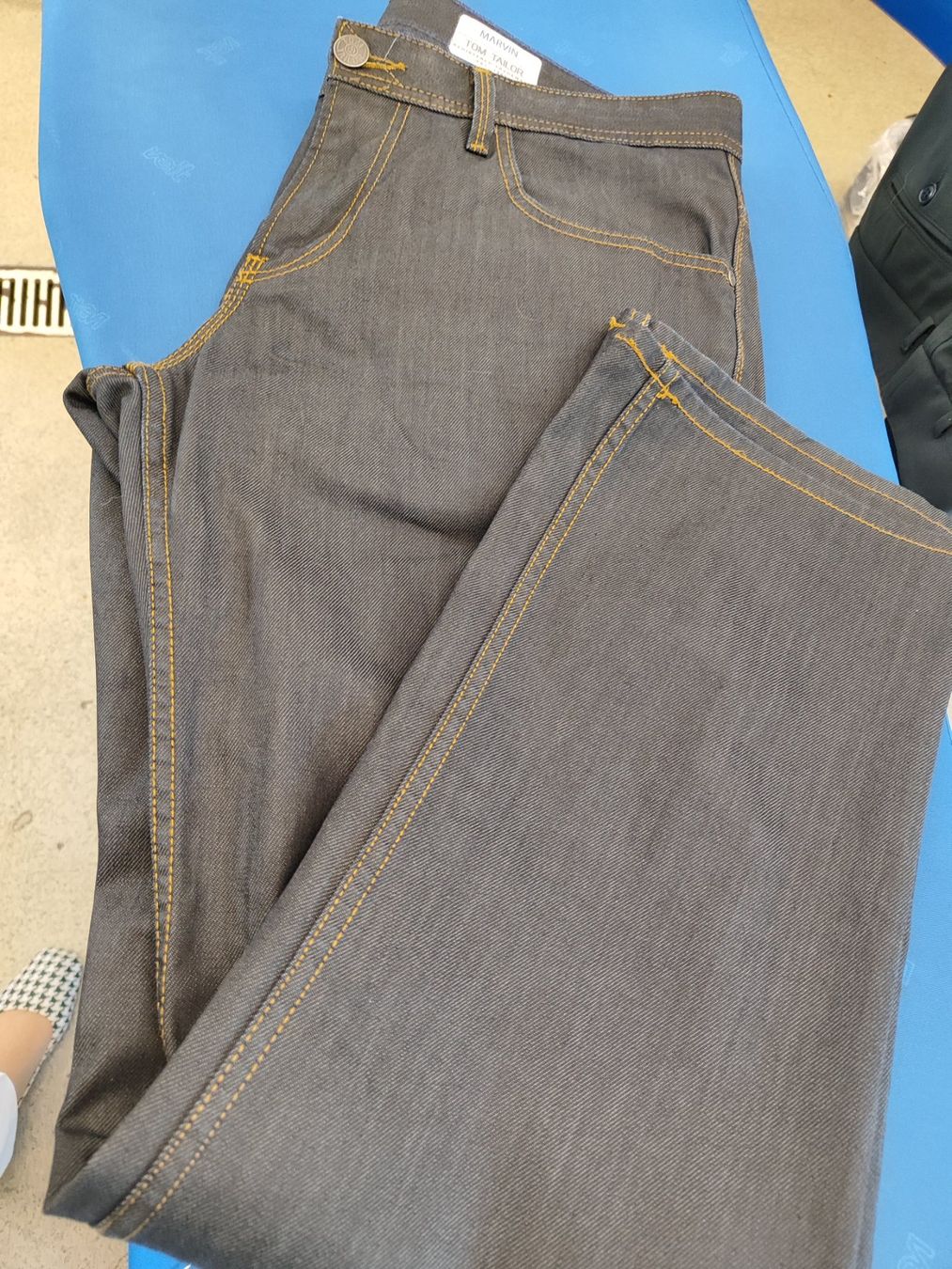 Tom Tailor Jeans: Herren jeans Gr 36/32 – Nuovo e nell'imballaggio originale da Langnau am Albis venduto da Judithsebi 3