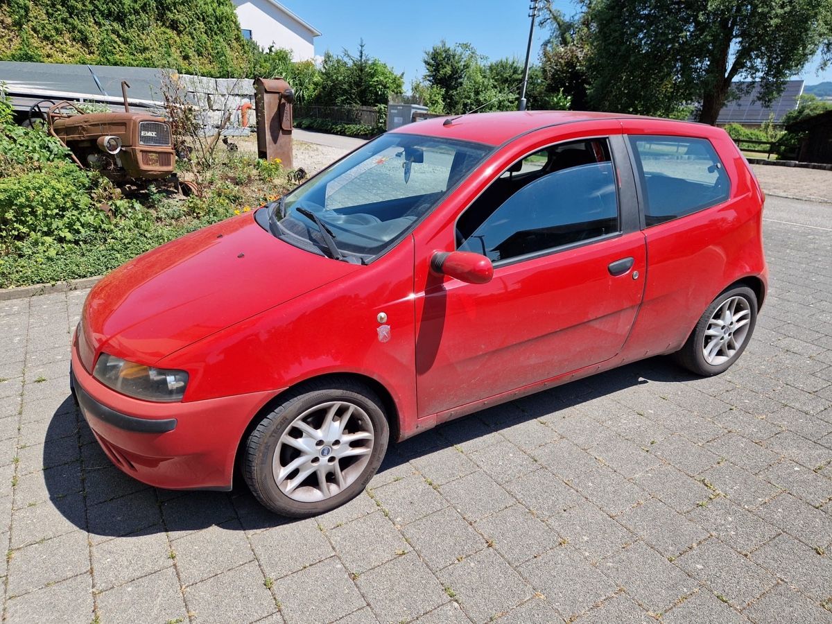 Fiat Automobili: Fiat Punto 1.8 16V HGT – Usato da winikon venduto da AF-6235