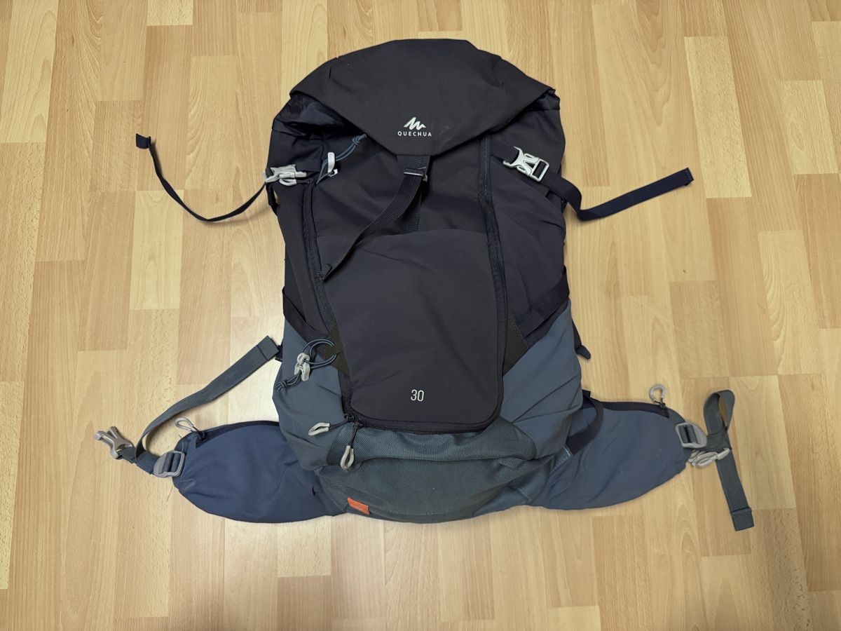 Decathlon Rucksäcke: Wuechua 30l rucksack – Neu (gemäss Beschreibung) aus Wetzikon ZH von bos_7dbr