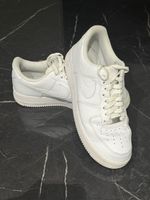 Nike Air Force 1 '07 Weiss Herren Gr. 43 (US 9.5)