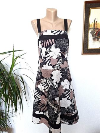 Robe florale XANAKA – coton -Taille 40