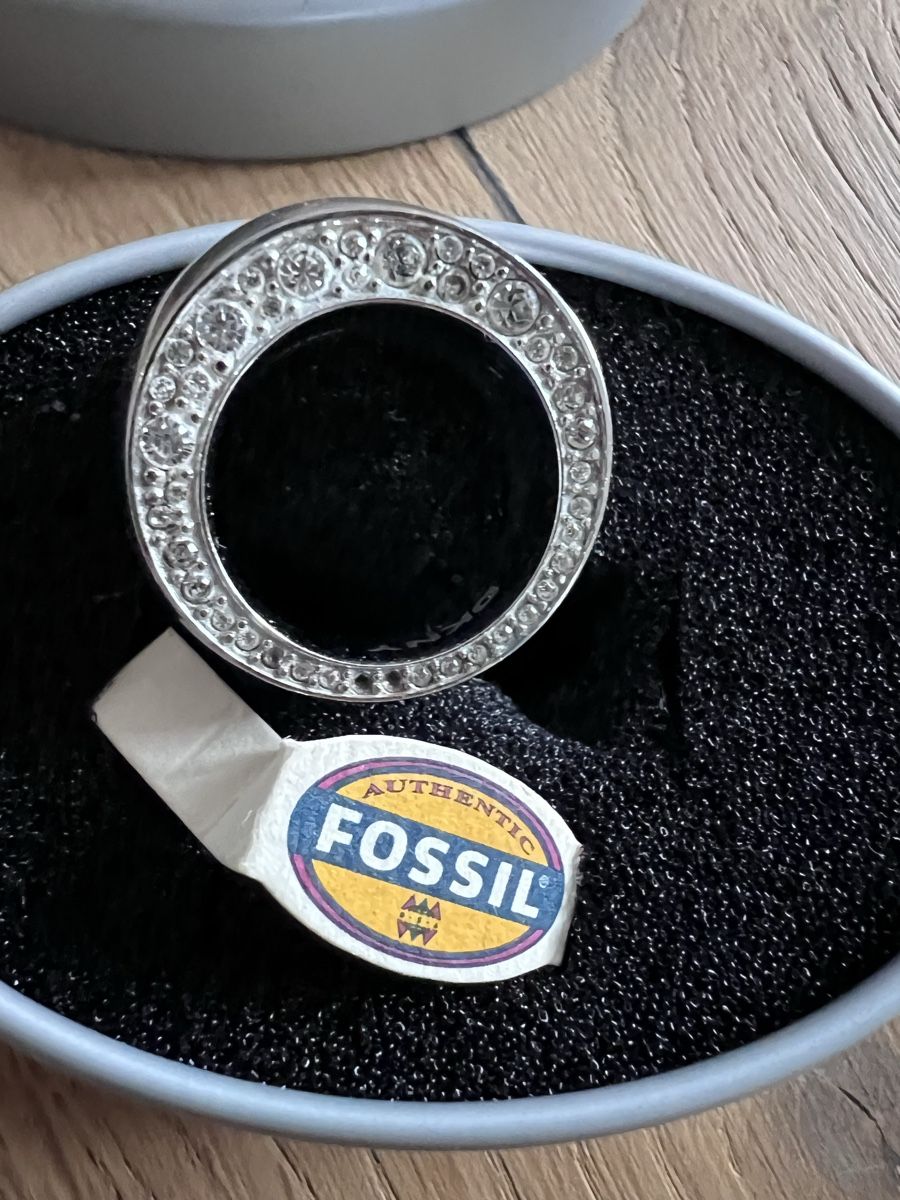 Anelli: Fossil Ring, Silber mit Strass, vintage mit Originalbox – Usato da Steckborn venduto da Holiday66 1