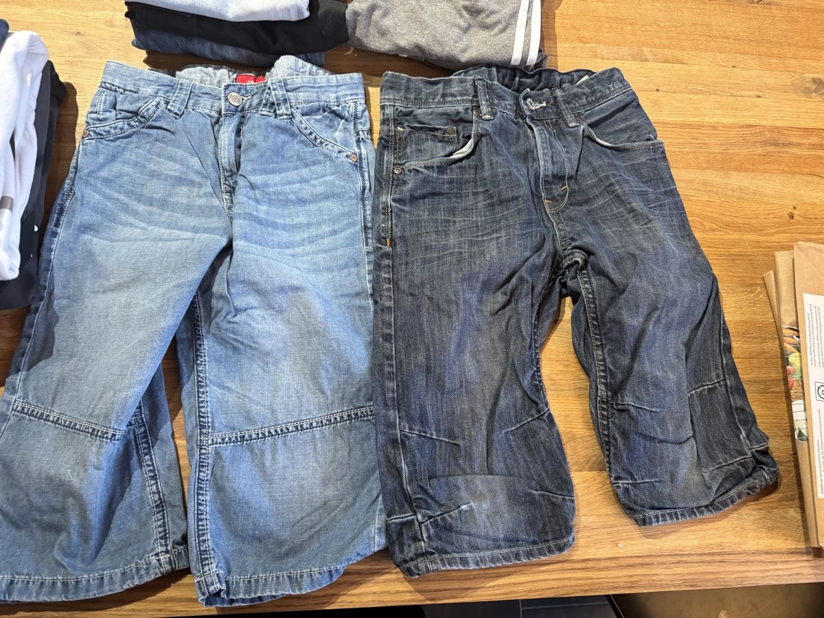 Lotti & Set di vestiti: Kleiderpaket 146 – Usato da Pfäffikon ZH venduto da Jasilini 3