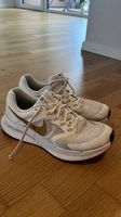 Nike Downshifter 13 Gr. 44.5  Weiss/Gold