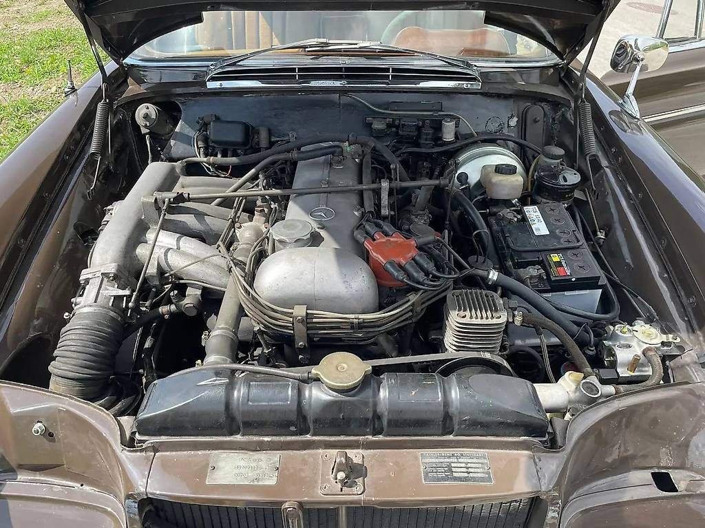 Automobili: MERCEDES-BENZ 300 SE Coupé – Usato da Langenthal venduto da Goergens10 5