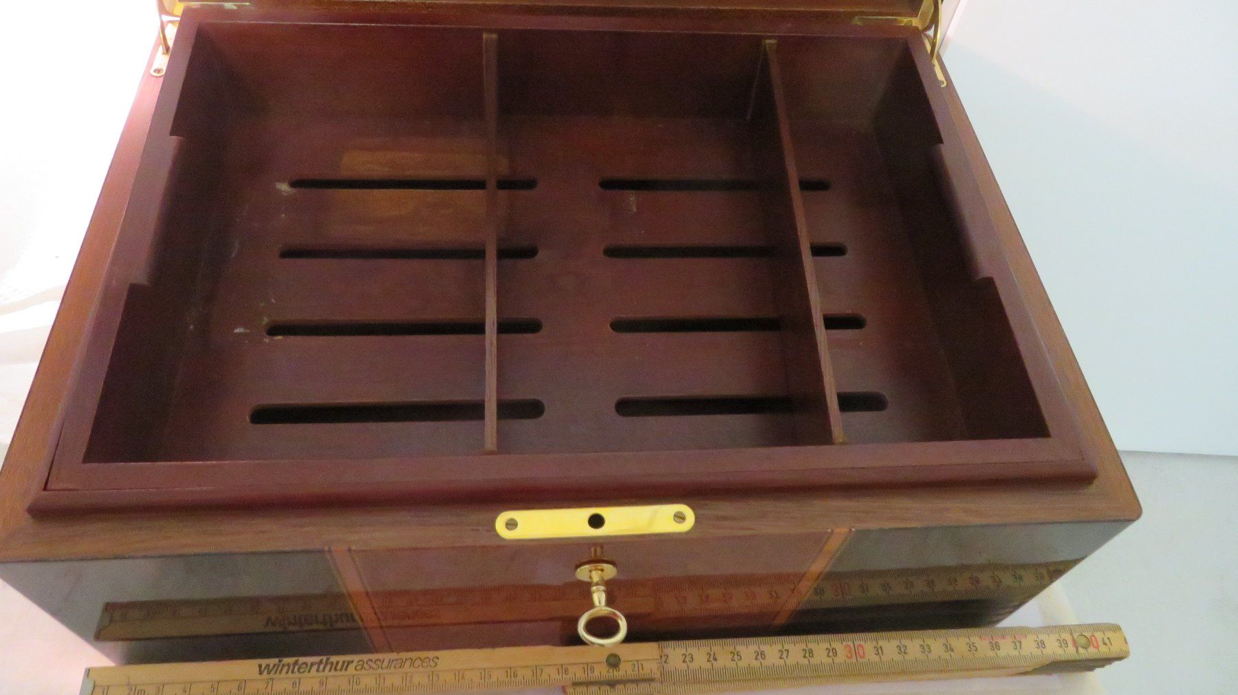 Humidor per sigari: Humidor der Marke Swiss Cave TOP – Usato da Wetzikon ZH venduto da morda1954 5