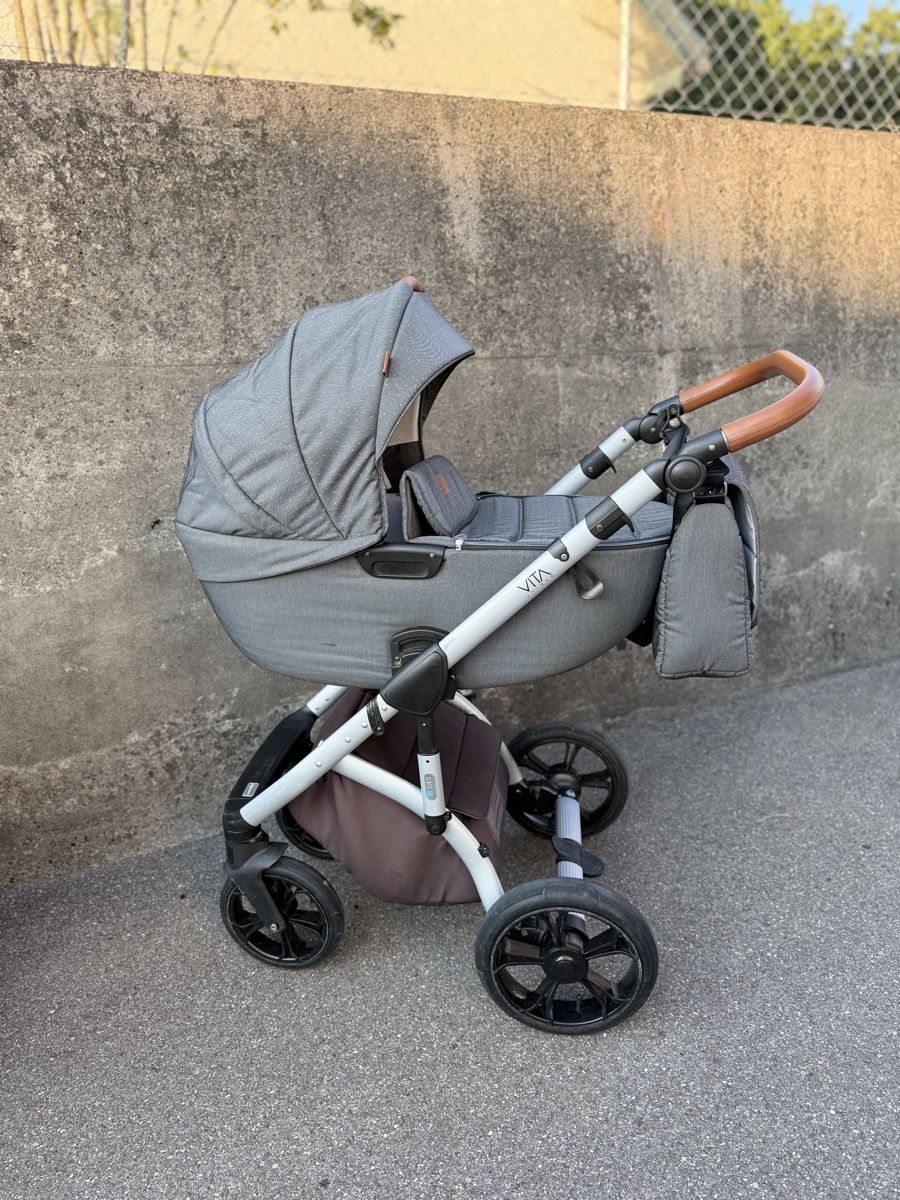 Poussette: Kinderwagen  – D'occasion à Unterentfelden par van_m8g7 2