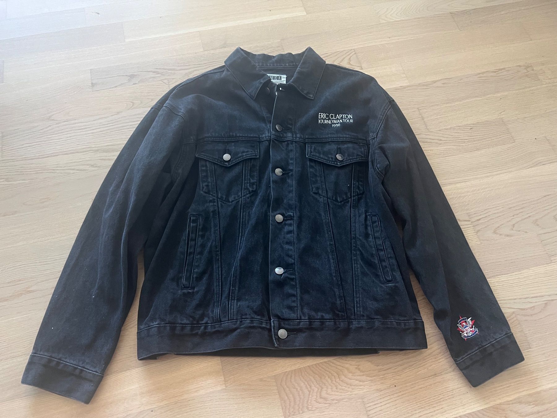 Jacken: Vintage 90’s Eric Clapton Tour Jeans Jacket – Neu (gemäss Beschreibung) aus Glattpark(Opfikon) von