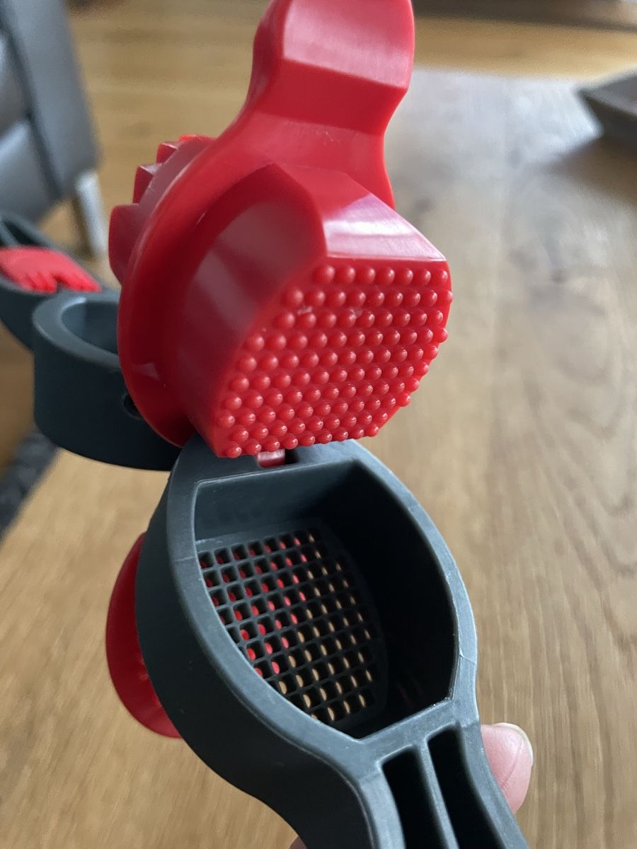 Elettrodomestici da cucina: Knoblauchpresse – Usato da Schwerzenbach venduto da Muffi01 4