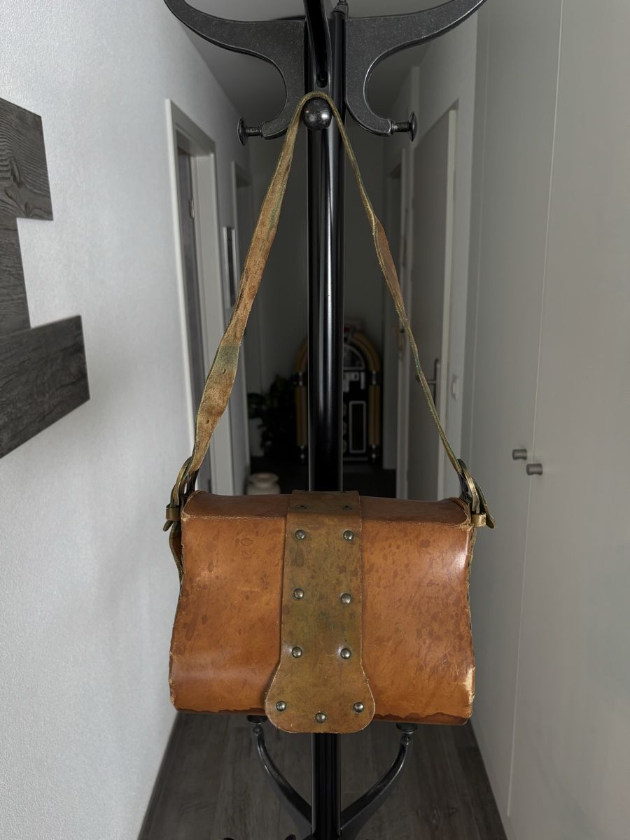 Borse: Sac à main vintage en cuir véritable – Usato da Savièse venduto da aly_zc2h 1