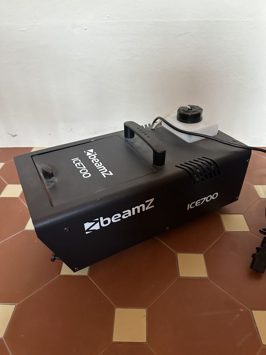 Tutte le macchine: Beamz ICE700 Ice Fog Machine – Usato da Riva San Vitale venduto da Natnatnat 1