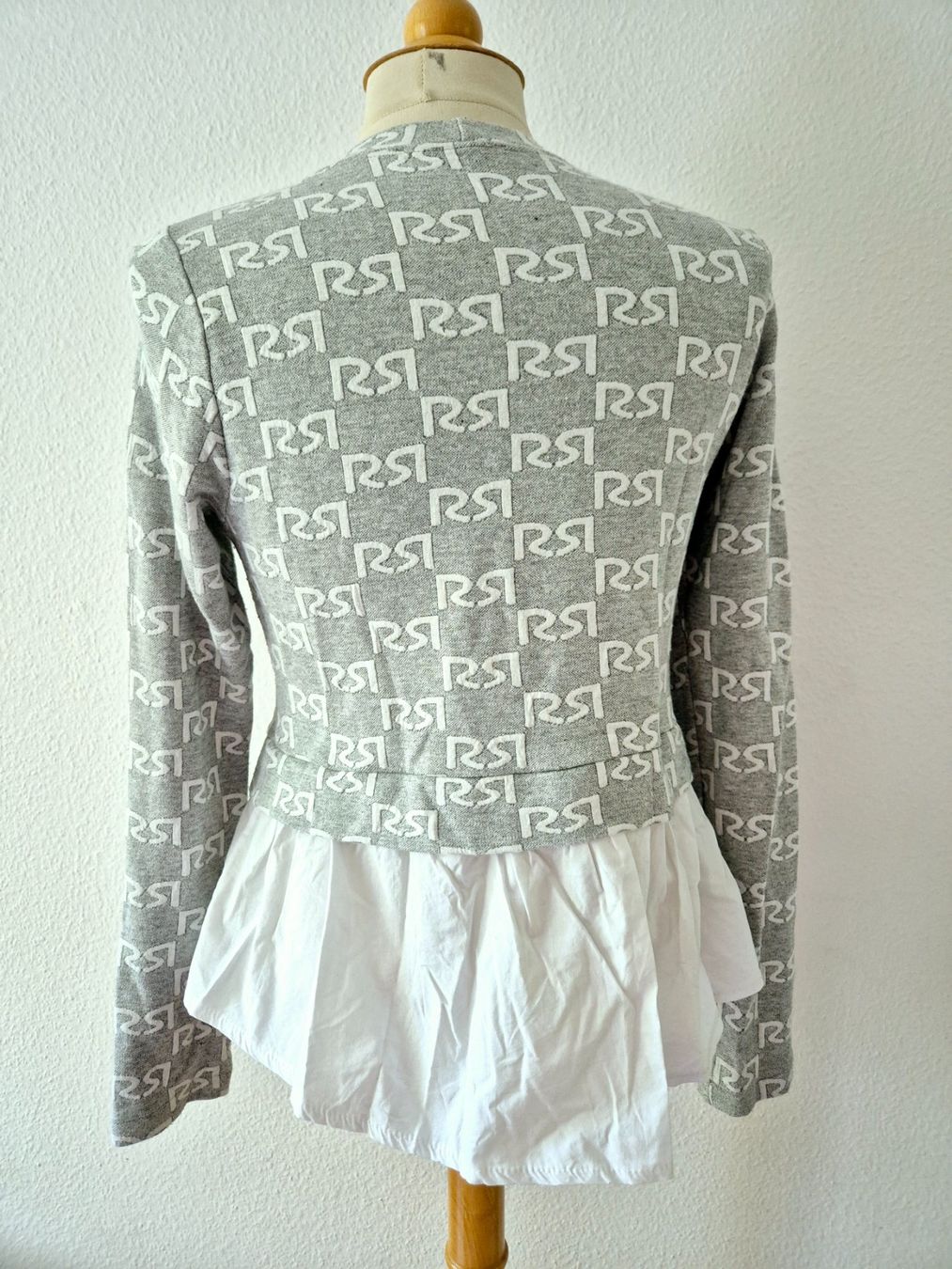 Pullover & Sweatshirts: RINASCIMENTO PULLOVER PULLI S 36 , TOP ZU JEANS HOSE ROCK – Gebraucht aus Elsau von the-colorful-side 3
