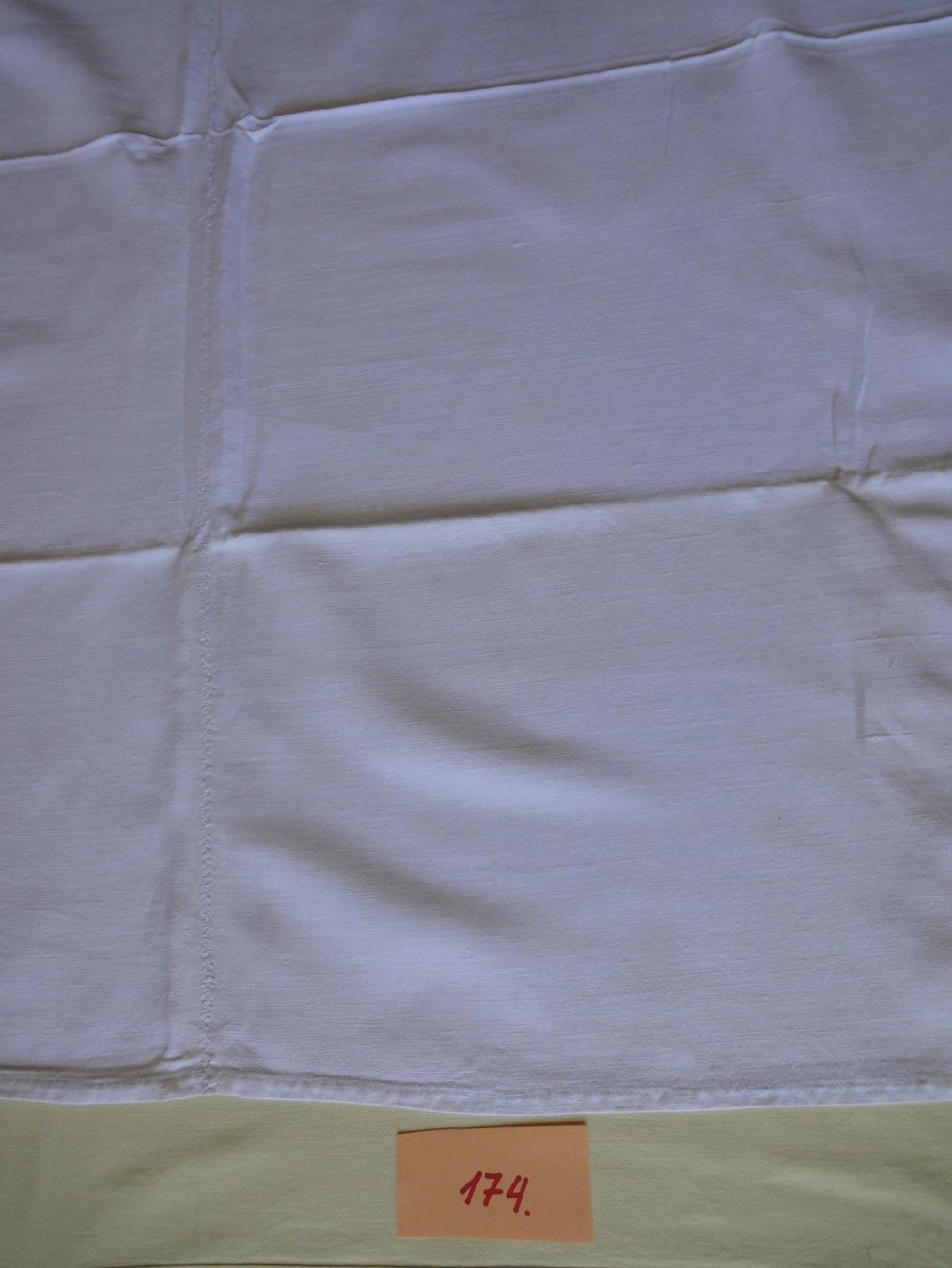 Linge de lit: Altes Bauernleintuch – D'occasion à Chur par omonia