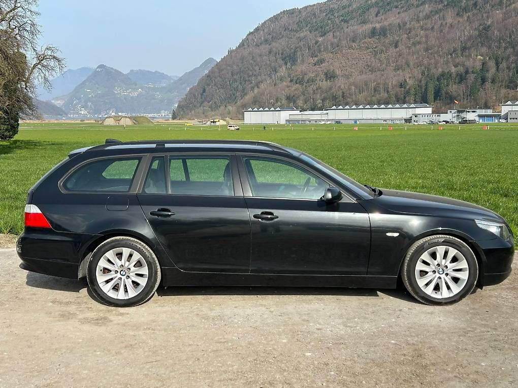 Automobili: BMW 525i Touring – Usato da Alpnach Dorf venduto da inf_56t7 1