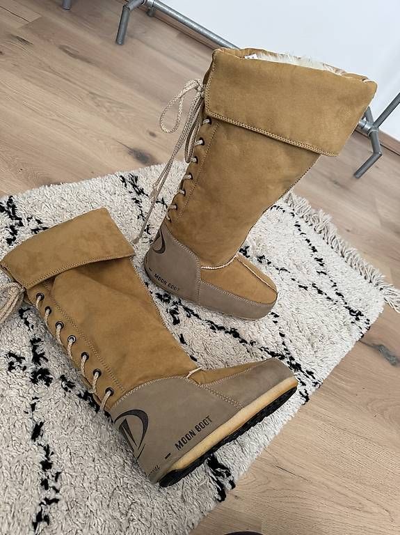 Moon Boot Scarpe da uomo: Original Tecnica Moon Boots Winterstiefel – Usato da Buchs ZH venduto da crazyhandbaggirl123 1