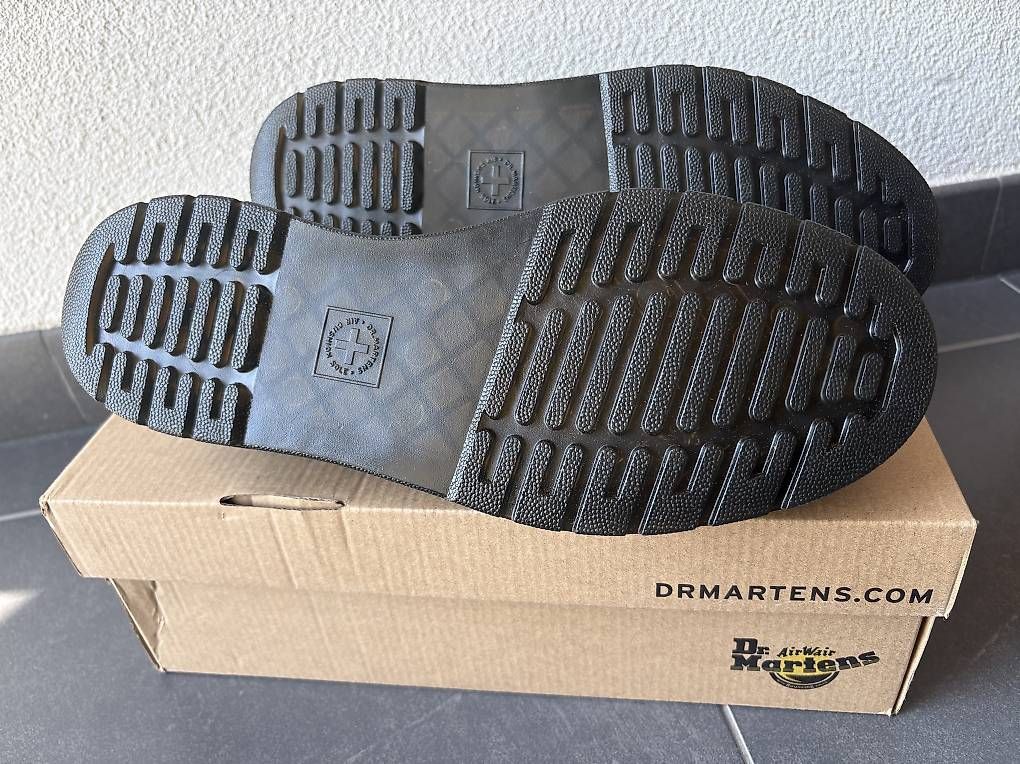 Dr. Martens Scarpe da uomo: Dr. Martens Brookline Lo, Grösse 43 – Usato da St. Pantaleon venduto da g-mountain 2
