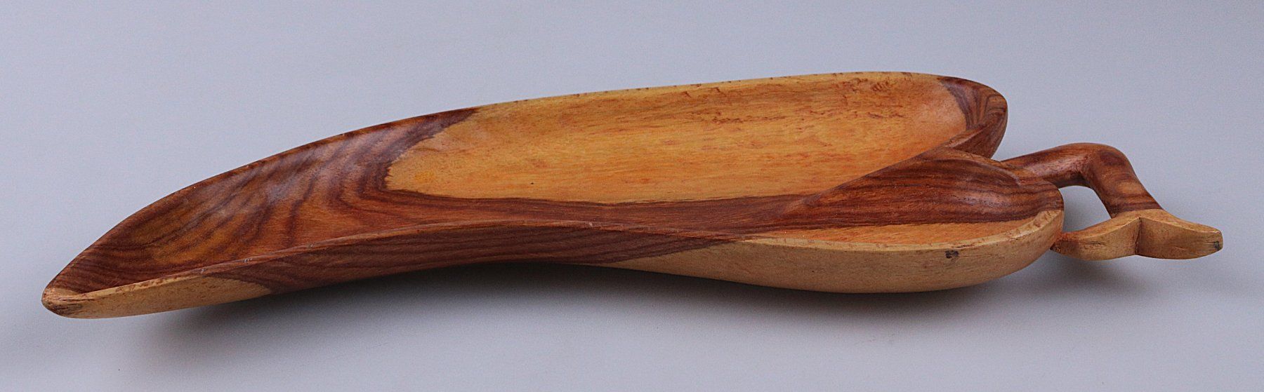 Plateaux: Holzschale mit Griff Blattform – D'occasion à Volketswil par brockipfannenstil 2