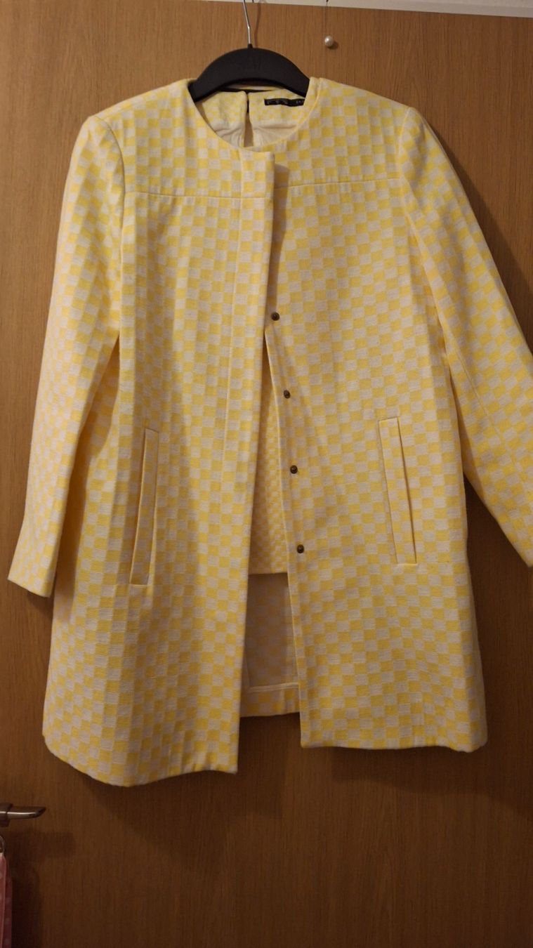 Zara Giacche: Jacke & Top von Zara neuwertig – Usato da Luzern venduto da Sweethome23