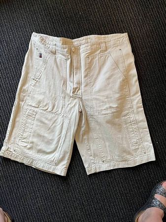 Kurze Herren Hosen Gr. 52