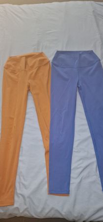 2 Leggings Damen blau und beige Grösse M Peachy Passion