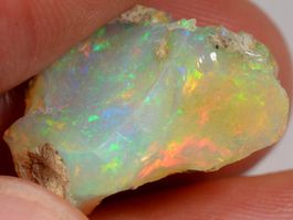 15 Karat - Roher Äthiopischer Welo Opal