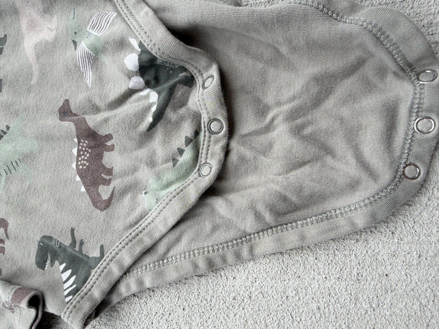 Biancheria intima: Body mit Dinosauriermuster – Usato da Riehen venduto da ann_76jw 1