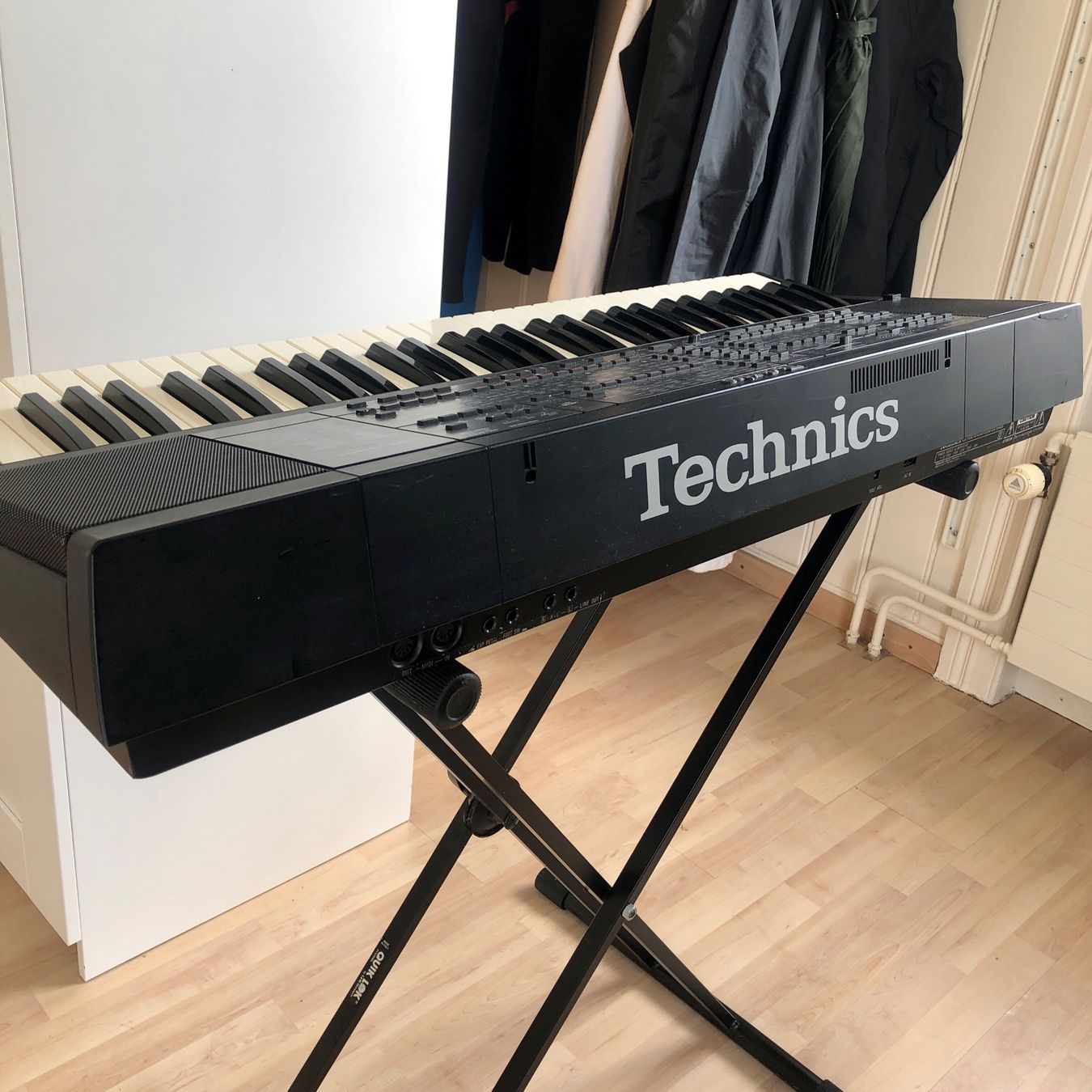 Technics Instruments de musique: Technics SX-K700 Keyboard/E-Piano/Synthesizer – D'occasion à Zürich par stefantari 3