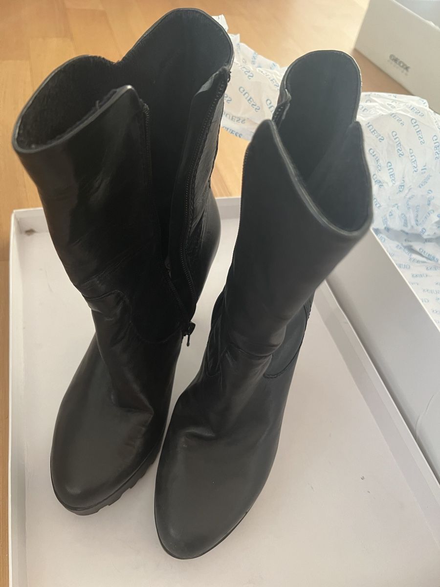Guess Scarpe da donna: Originale Guess Absatz Stiefeletten – Usato da Winterthur venduto da yar_dpp8 2
