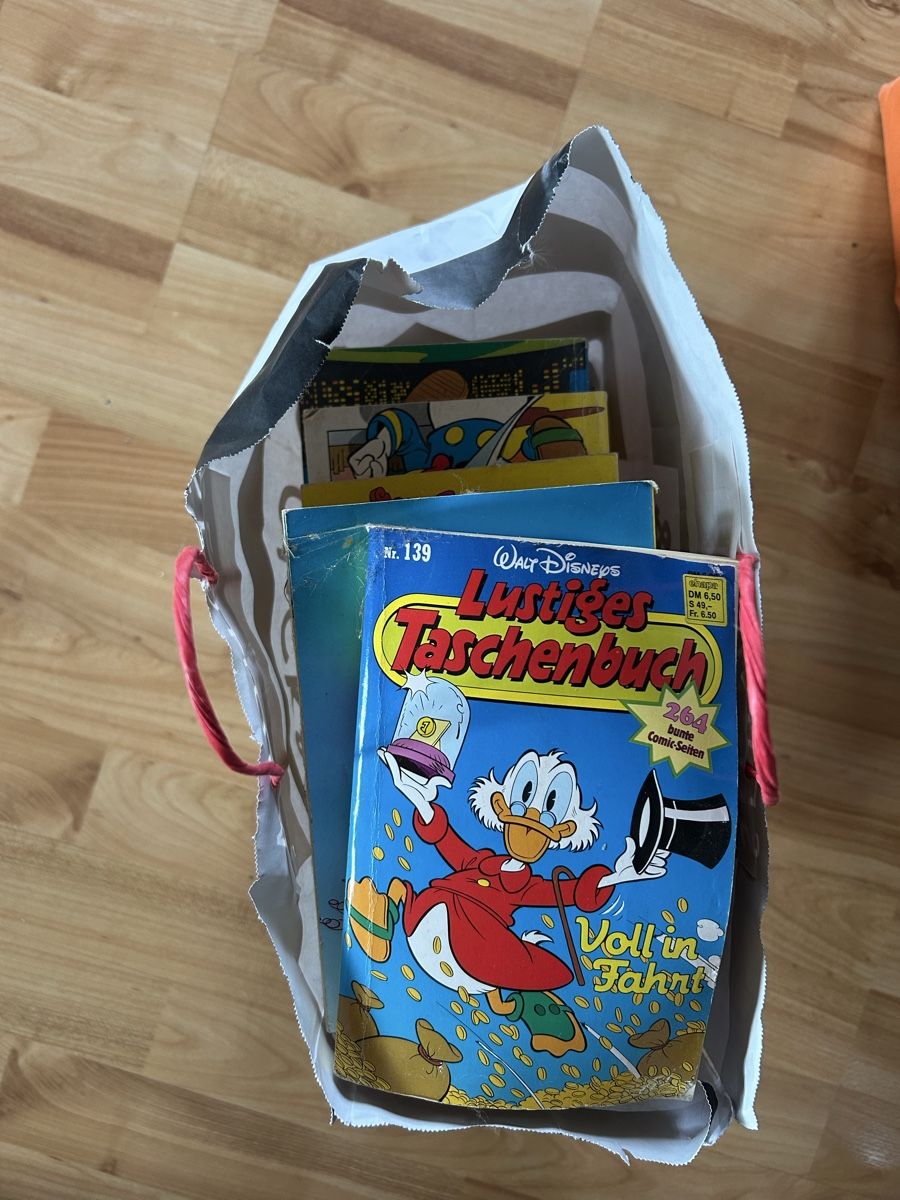 Comics: Alte Lustiges taschenbuch sammlung – Gebraucht aus Safnern von Jubatus_