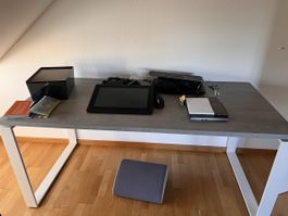 Bürotisch 
