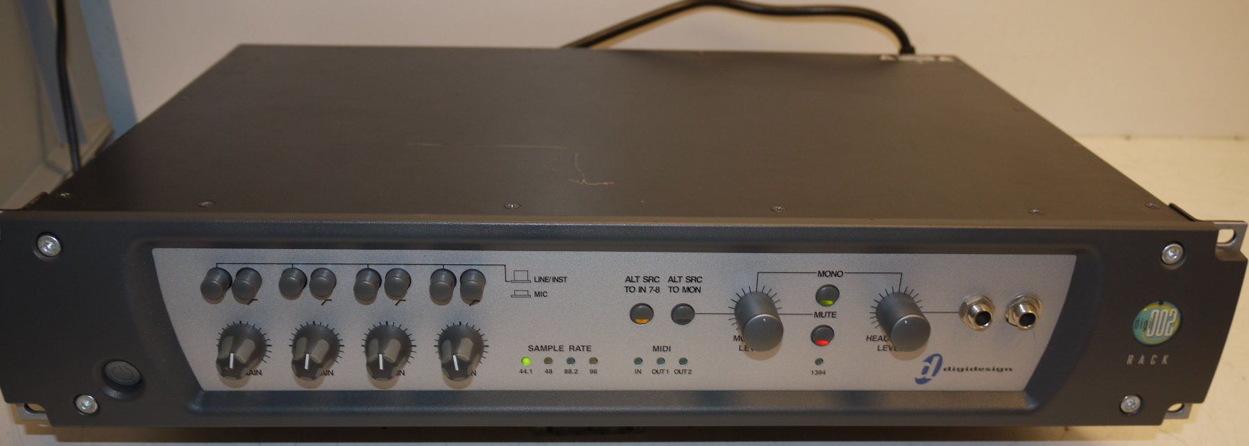 Digidesign Console di mixaggio: Digidesign Digi 002 Rack – Usato da Männedorf venduto da livesteam