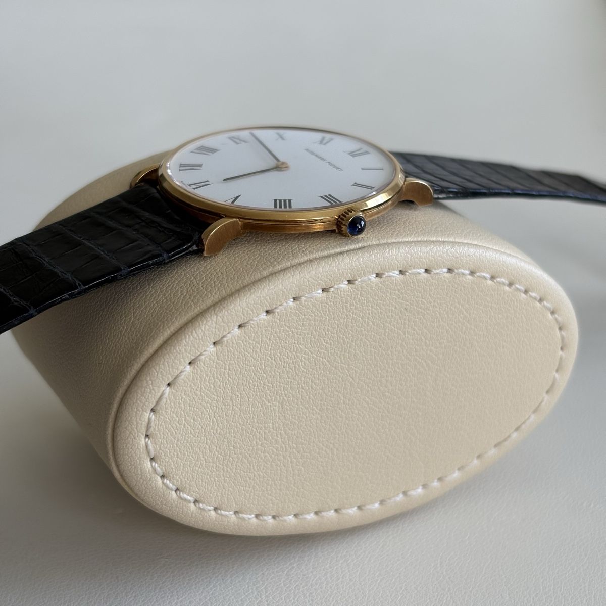 Audemars Piguet Uhren: Audemars Piguet NOS 18K Handaufzug – Gebraucht aus Winterthur von LaBodega 5