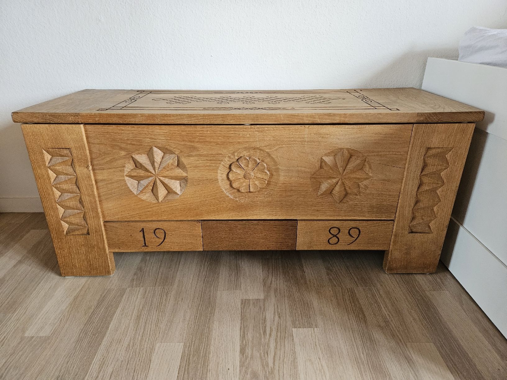 Cassapanche: Vintage Holztruhe – Usato da Jona venduto da vik_j6r6 7