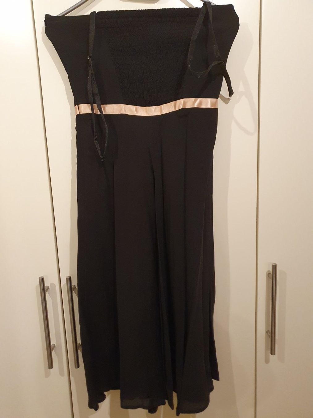 Vestiti: Schwarzes Abendkleid / Ballkleid Apart Gr. 34 – Nuovo (secondo la descrizione) da Heinrichswil venduto da sabi2809 4