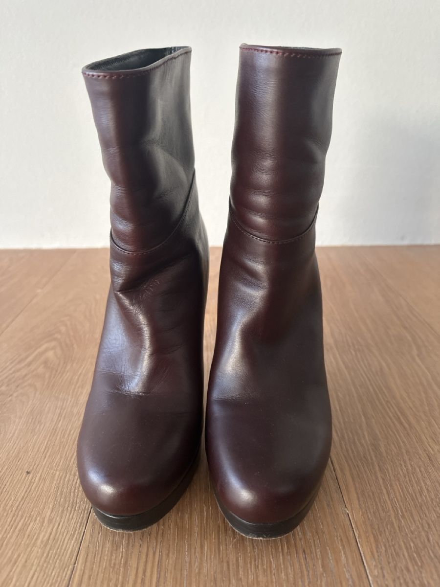 Balenciaga Scarpe da donna: Balenciaga Bordeaux Leather Ankle Boots! – Usato da Binningen venduto da can_s2yh 1
