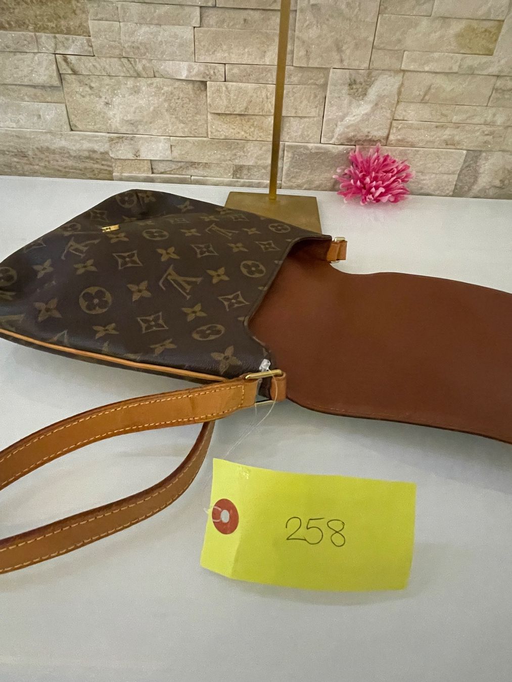 Louis Vuitton Borse da donna: Louis Vuitton Musette Salsa - Nr. 258 – Usato da Hittnau venduto da LuxAndMore 6