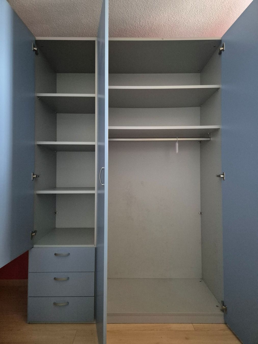 Armoires: Kleiderschrank Omlin – D'occasion à Villmergen par Fischka 1