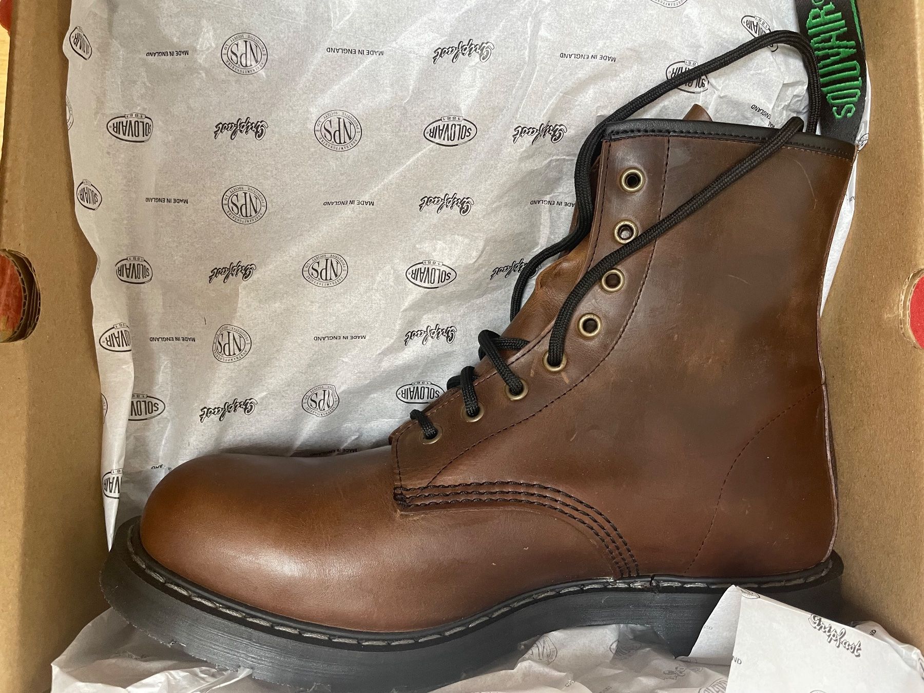 Scarpe da uomo: Solovair 8 Eye Derby Boot Gr. 11 NEU – Nuovo e nell'imballaggio originale da männedorf venduto da johannes13